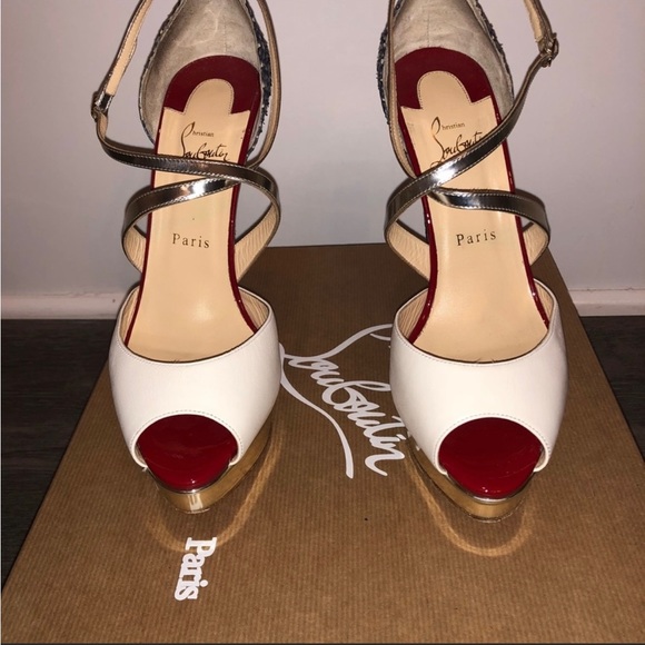 Cross Me Christian Louboutin Heels… Size 40!! - Picture 2 of 6
